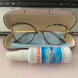 LUNETTES PHOTOCHROMIQUES ANTI-LUMIÈRE BLEUE – SPÉCIALE FEMME